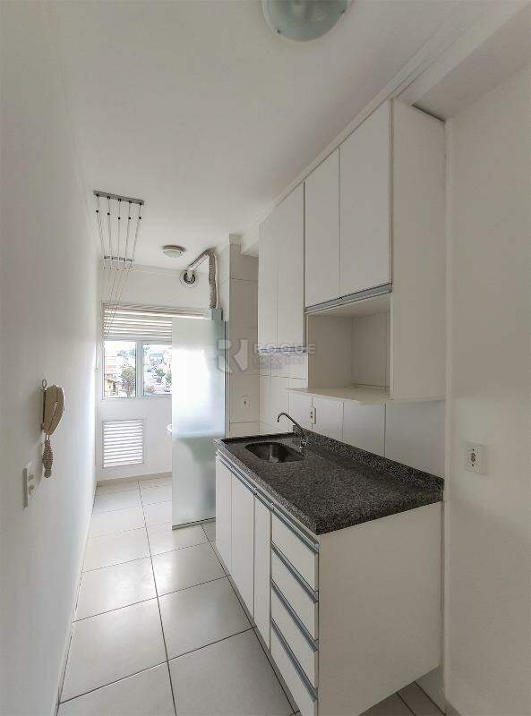 Apartamento para aluguel no bairro Jardim Esmeralda: Cozinha 