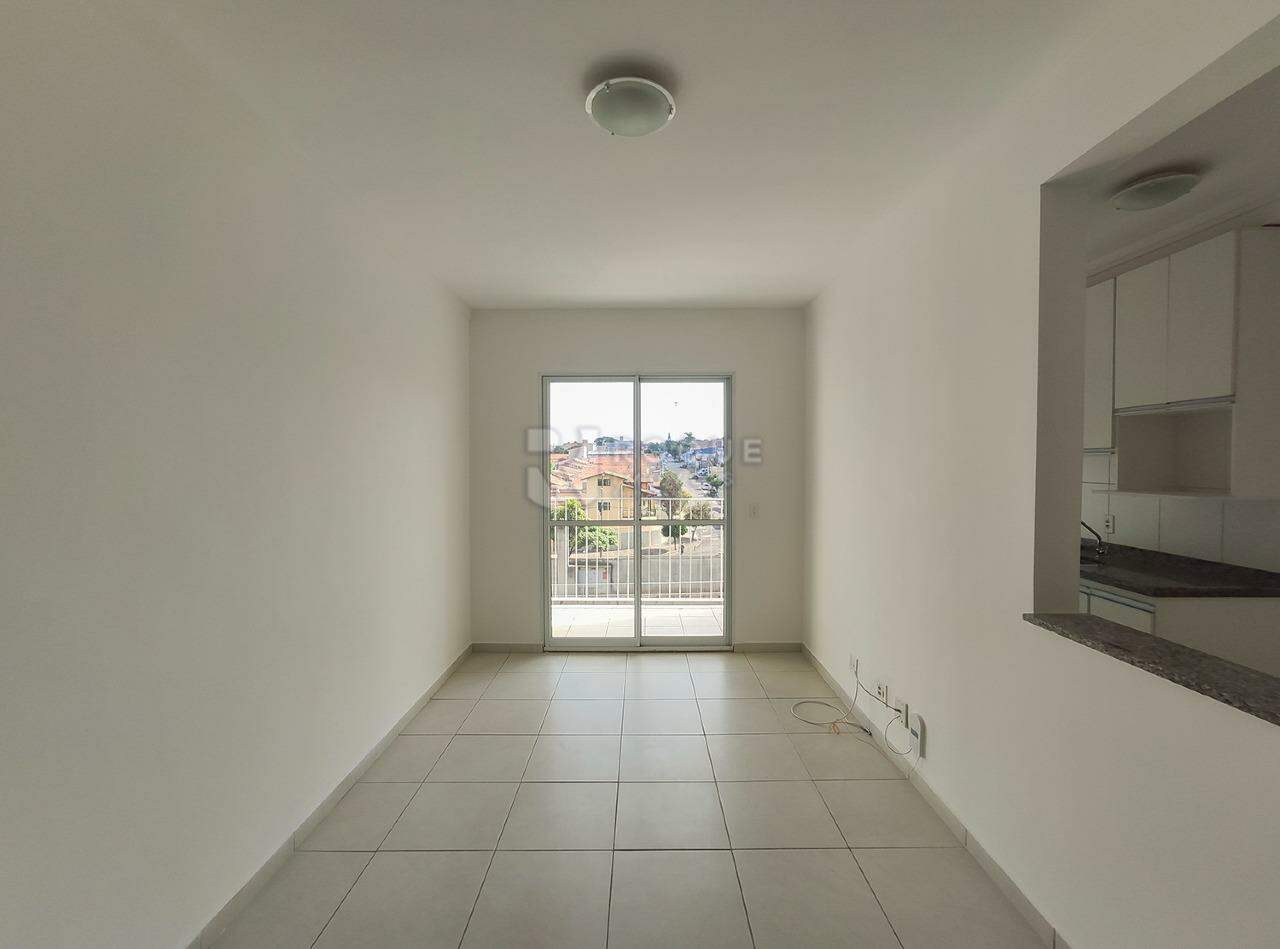 Apartamento para aluguel no bairro Jardim Esmeralda: Sala 