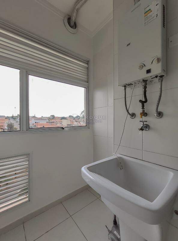 Apartamento para aluguel no bairro Jardim Esmeralda: Área de serviço 