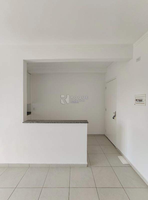 Apartamento para aluguel no bairro Jardim Esmeralda: Sala 