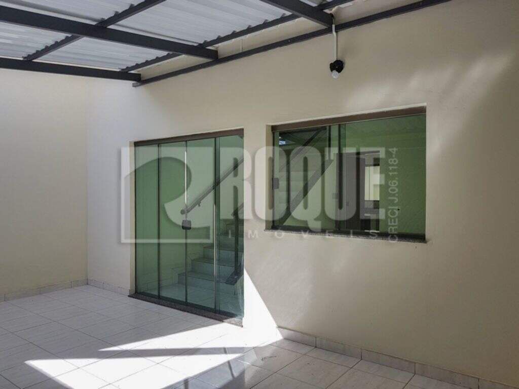 Casa Residencial para aluguel no bairro Vila Cristovam: 