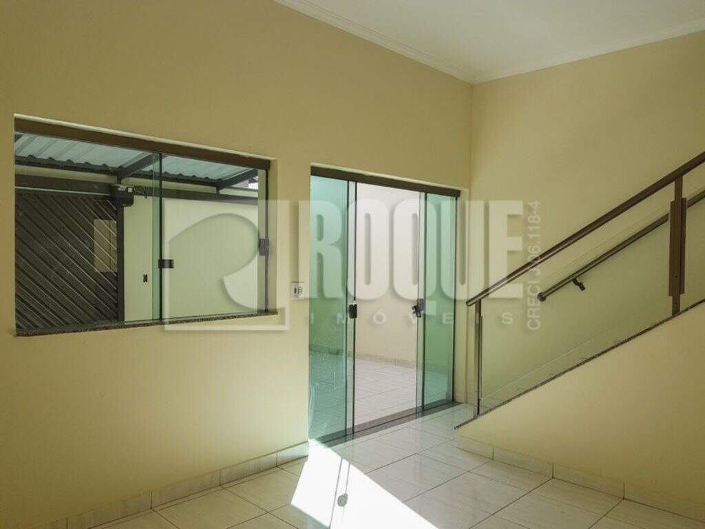 Casa Residencial para aluguel no bairro Vila Cristovam: 