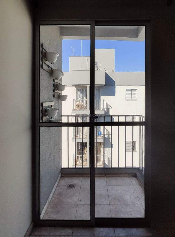Apartamento para aluguel no bairro Jardim Elite: Sacada 