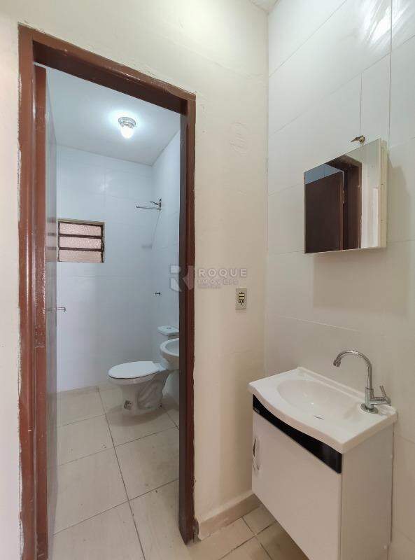 Casa Residencial para aluguel no bairro Jardim Morro Azul: Lavabo 