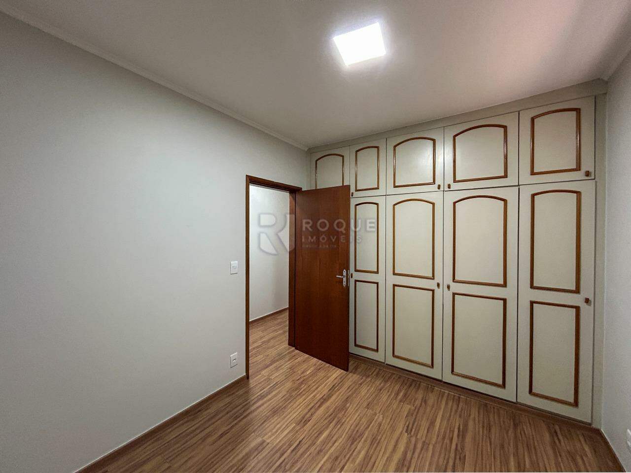 Apartamento para aluguel no bairro Centro: Dormitório 1