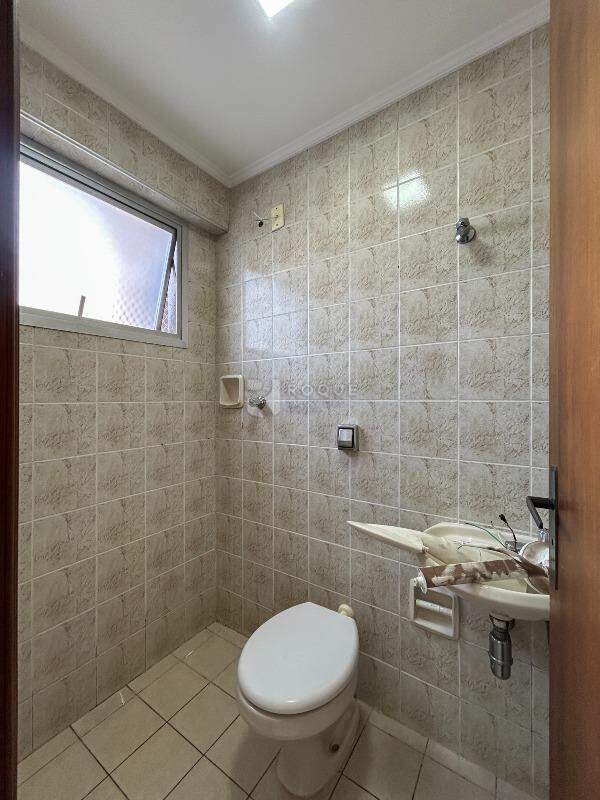 Apartamento para aluguel no bairro Centro: WC social 2