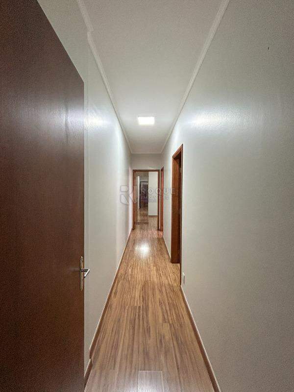 Apartamento para aluguel no bairro Centro: Hall
