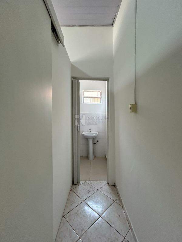 Casa Residencial para aluguel no bairro Vila São João: Hall