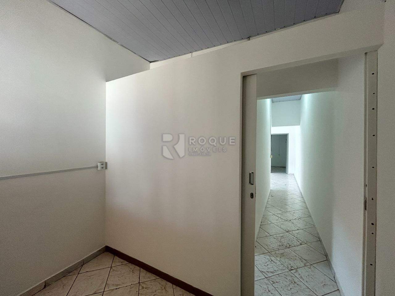Casa Residencial para aluguel no bairro Vila São João: Cozinha