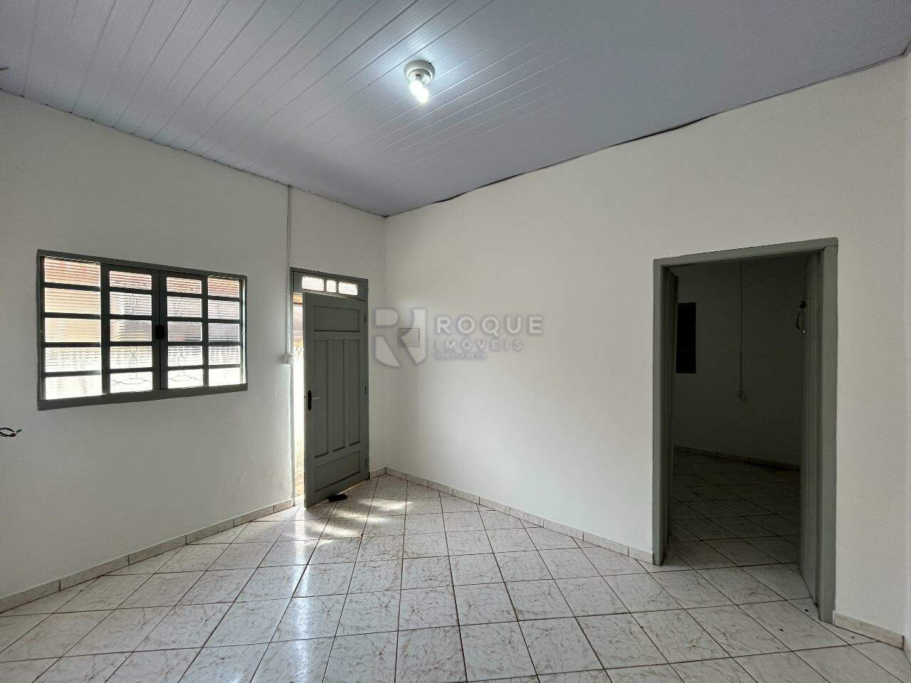 Casa Residencial para aluguel no bairro Vila São João: Sala