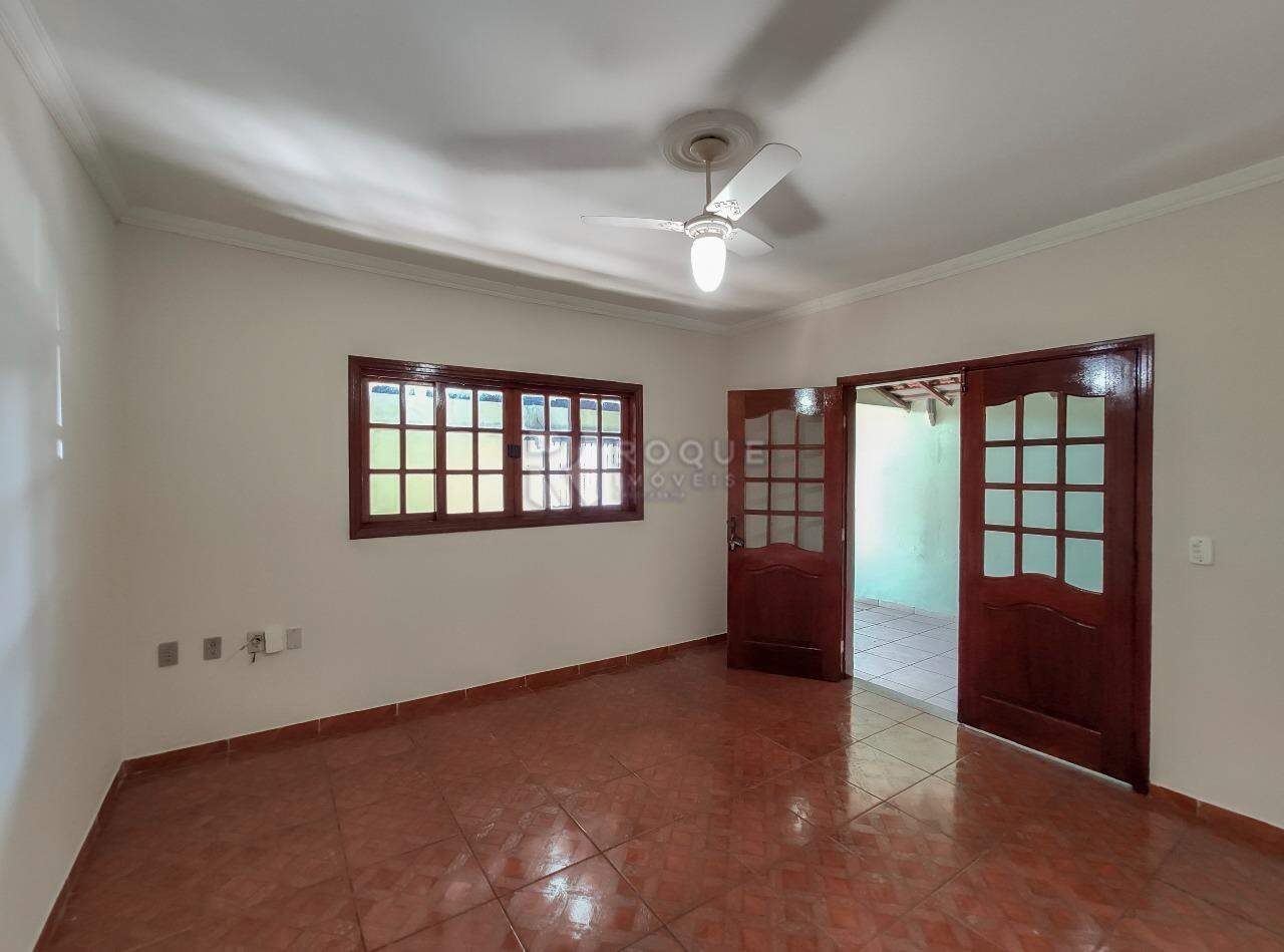 Casa Residencial para aluguel no bairro Jardim São Lourenço: Sala 