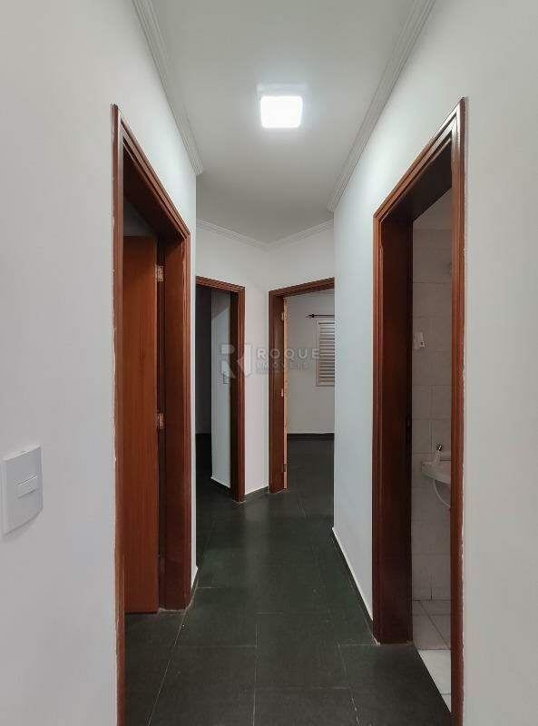Apartamento para aluguel no bairro Jardim Rosa Marrafon Lucas: Hall 