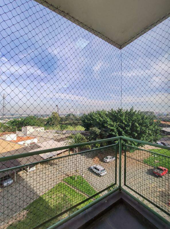 Apartamento para aluguel no bairro Jardim Rosa Marrafon Lucas: Sacada 