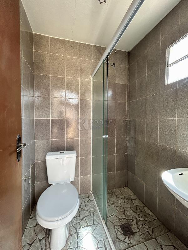 Casa Residencial para aluguel no bairro Jardim Santo André: WC social externo