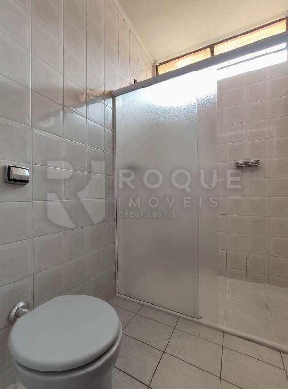 Casa Residencial para aluguel no bairro Parque Residencial Stahlberg: WC