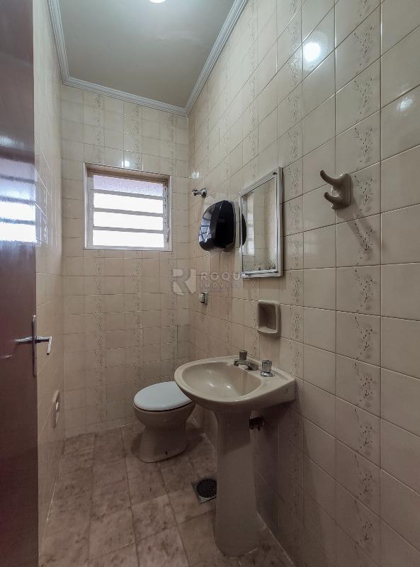 Salas/Conjuntos para aluguel no bairro Vila São João: WC social 