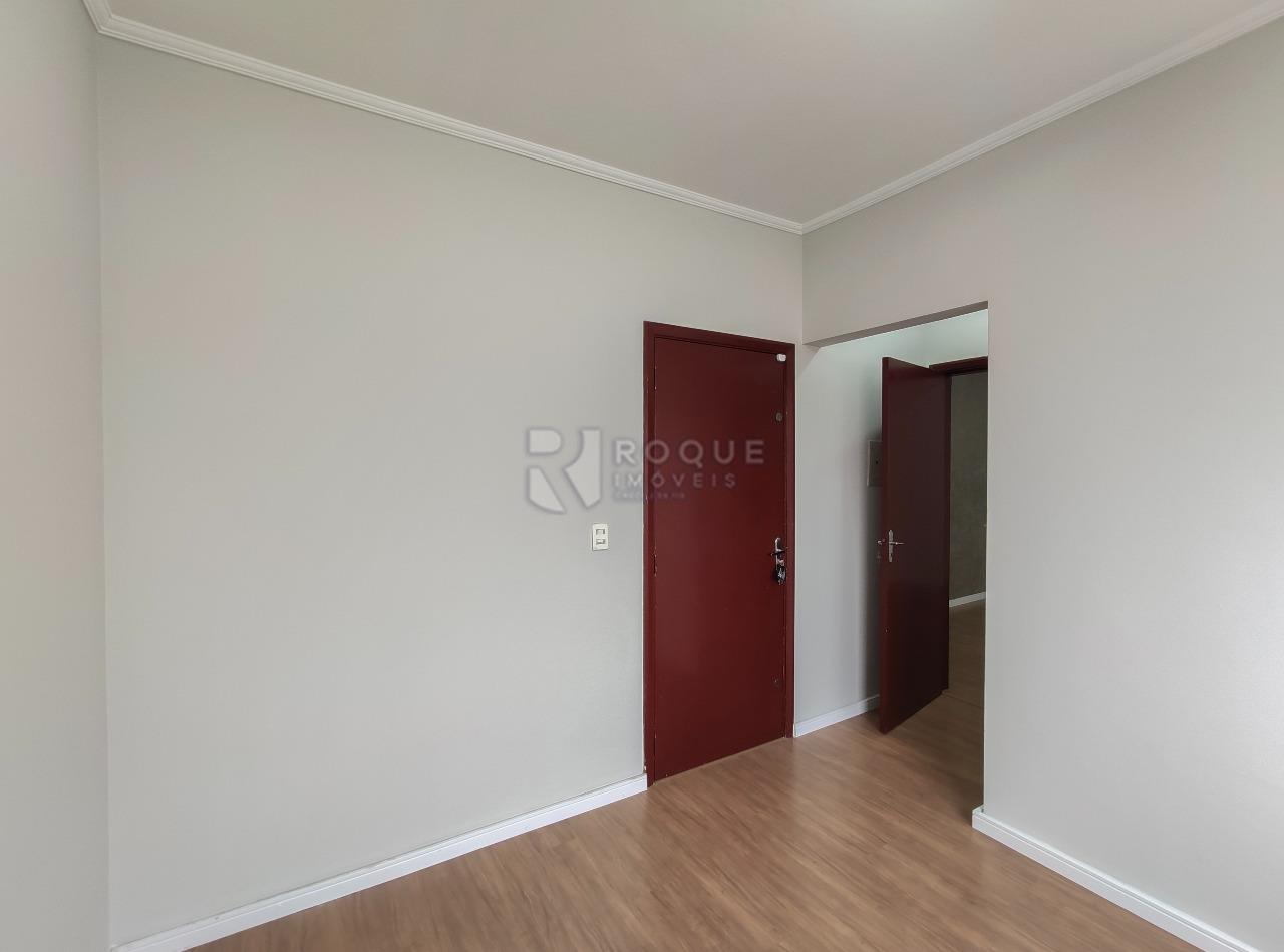 Salas/Conjuntos para aluguel no bairro Vila São João: Sala 