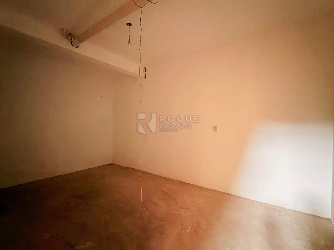 Casa Residencial para aluguel no bairro Parque Residencial Anavec: Piso inferior