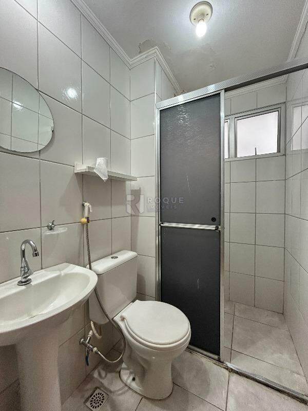 Apartamento para aluguel no bairro Jardim Senador Vergueiro: WC social