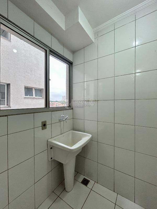 Apartamento para aluguel no bairro Jardim Senador Vergueiro: Área de serviço 
