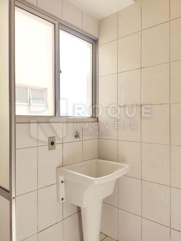 Apartamento para aluguel no bairro Jardim Senador Vergueiro: Área de serviço 