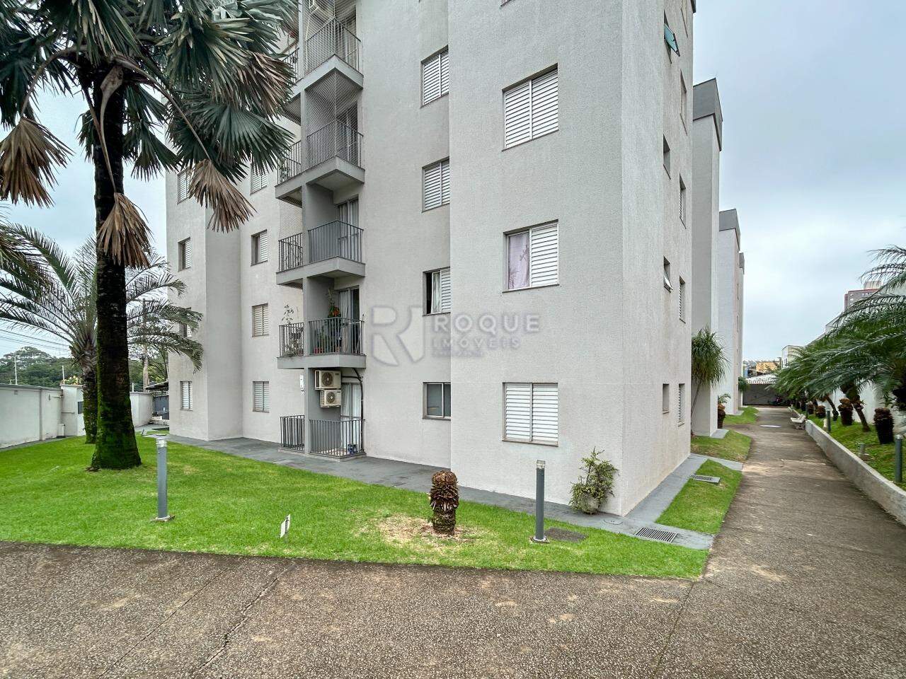 Apartamento para aluguel no bairro Jardim Senador Vergueiro: Condomínio 