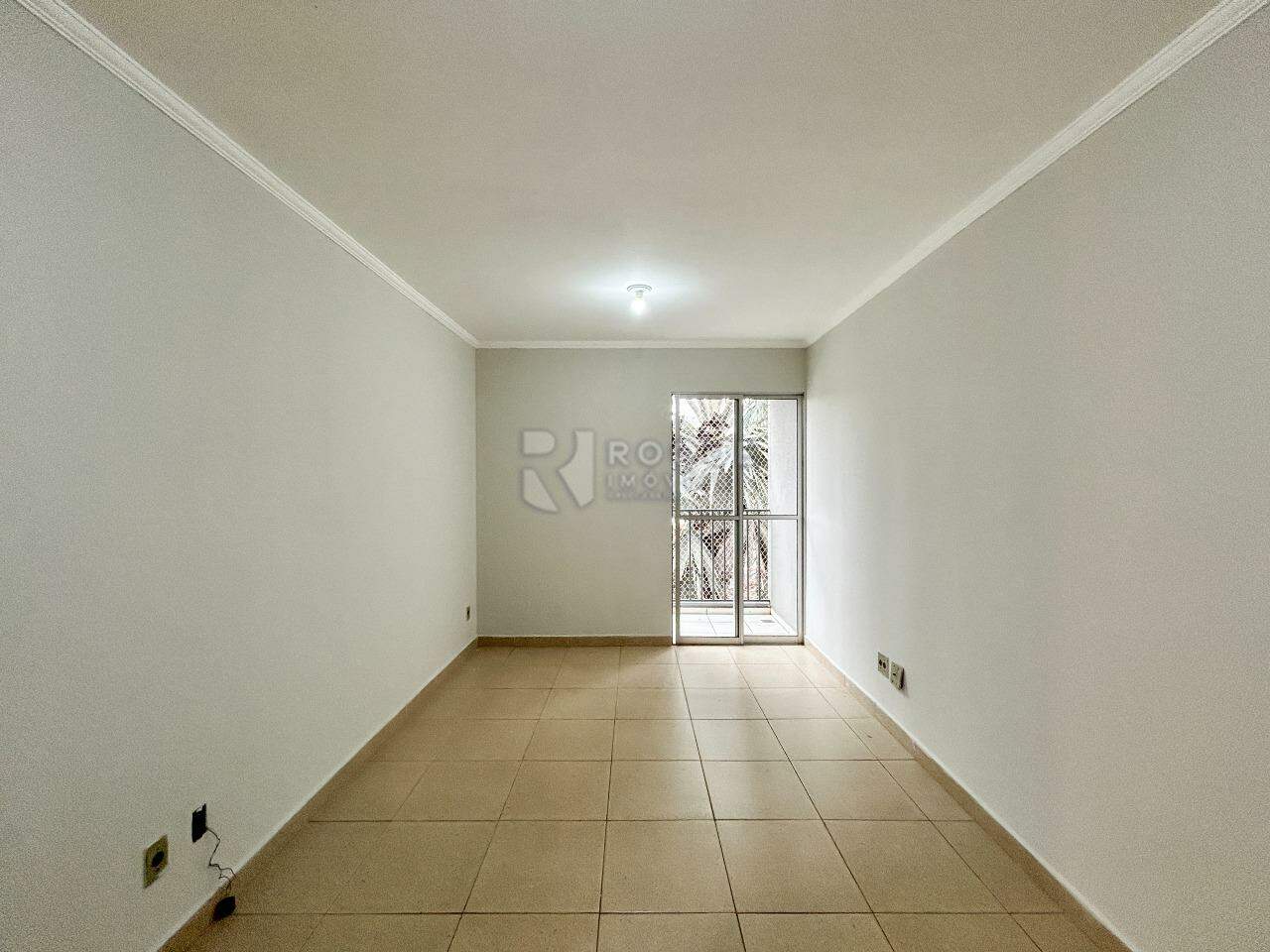 Apartamento para aluguel no bairro Jardim Senador Vergueiro: Sala 