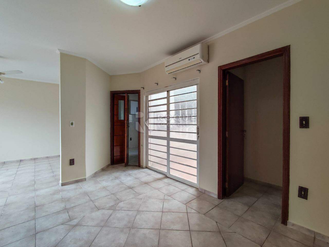 Casa Residencial para aluguel no bairro Vila Claudia: Sala de Jantar
