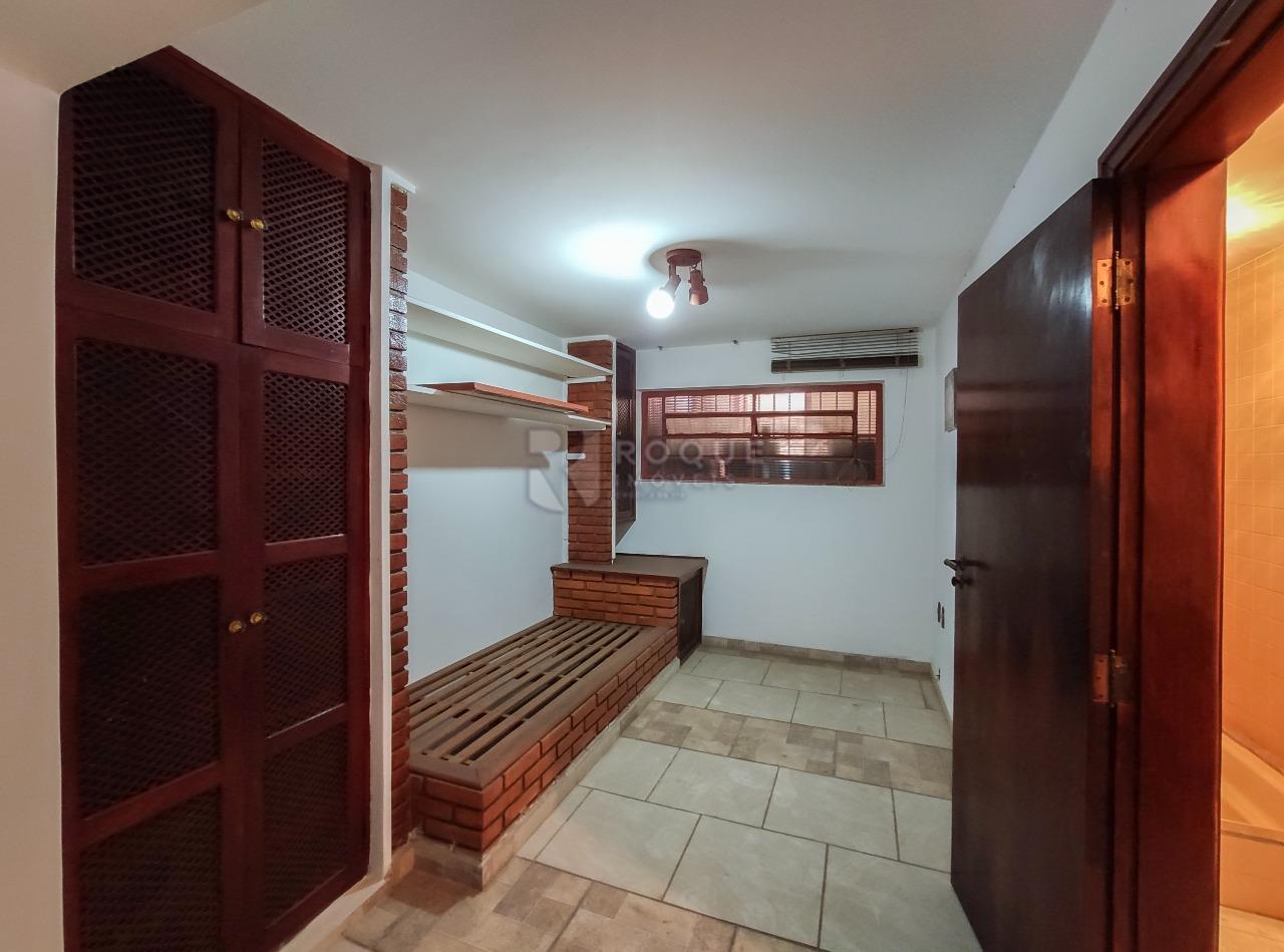 Casa Residencial para aluguel no bairro Jardim Mercedes: Dormitório suíte salão 