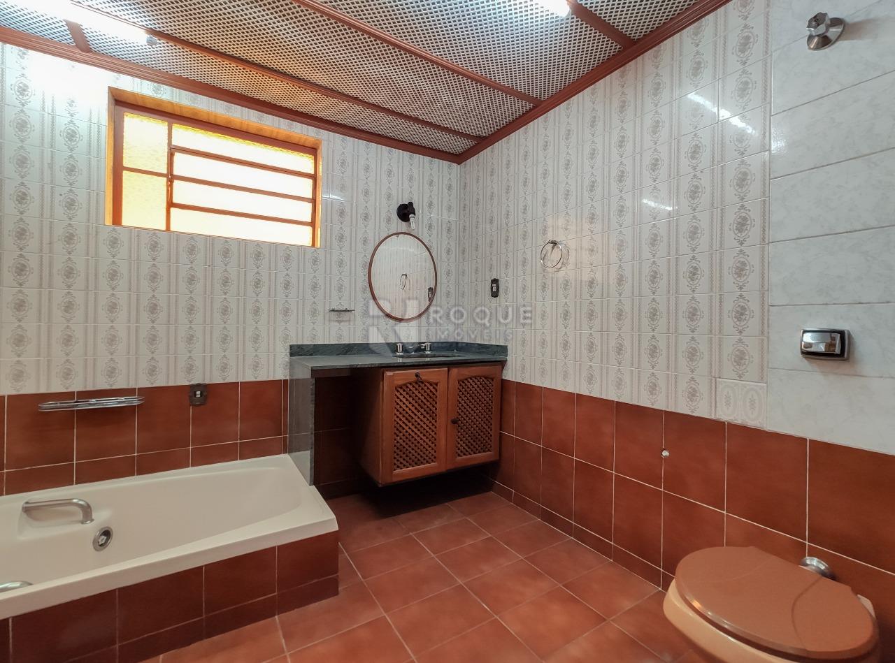 Casa Residencial para aluguel no bairro Jardim Mercedes: WC social 