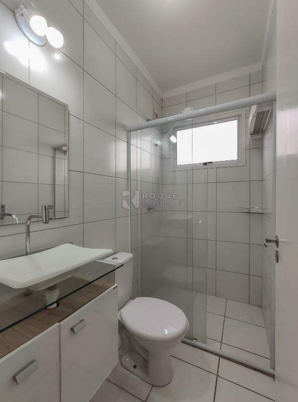 Apartamento para aluguel no bairro Residencial Rubi: WC social 