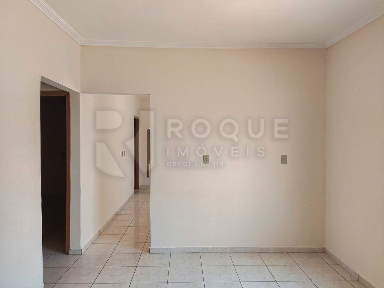 Casa Residencial para aluguel no bairro Jardim Nova Itália: Cozinha