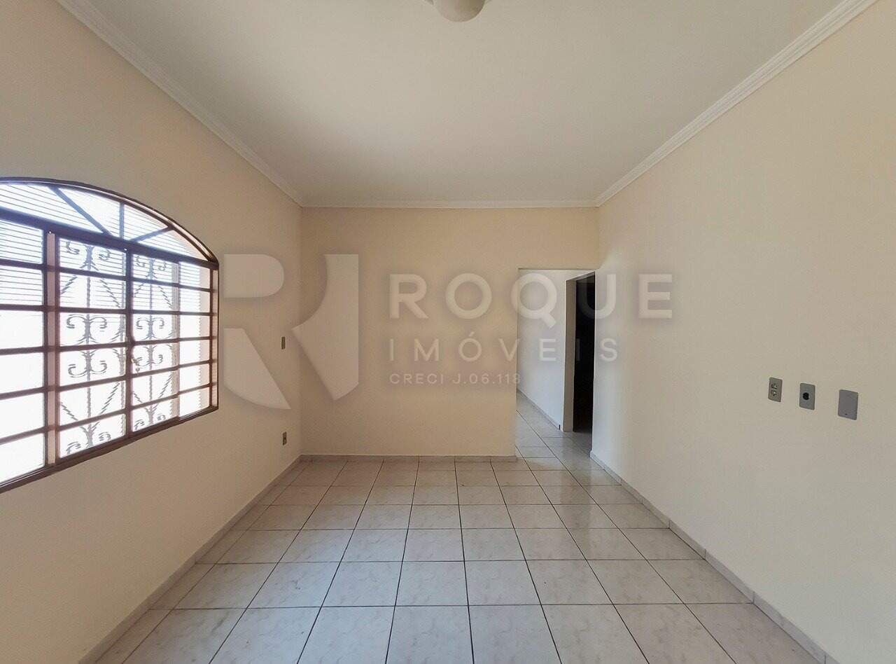 Casa Residencial para aluguel no bairro Jardim Nova Itália: Copa