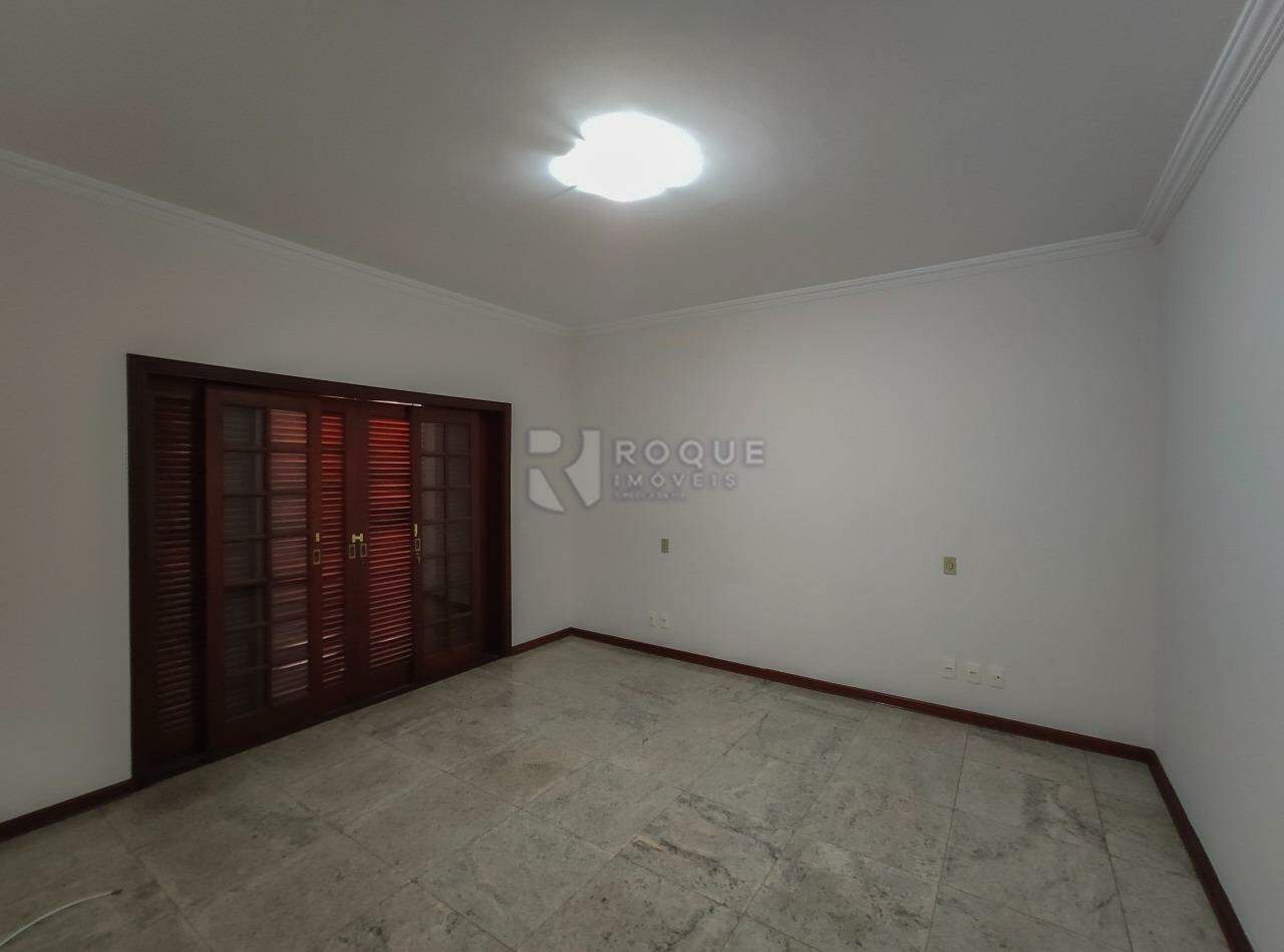 Casa em condomínio para aluguel no bairro Jardim Colonial: Suíte 3