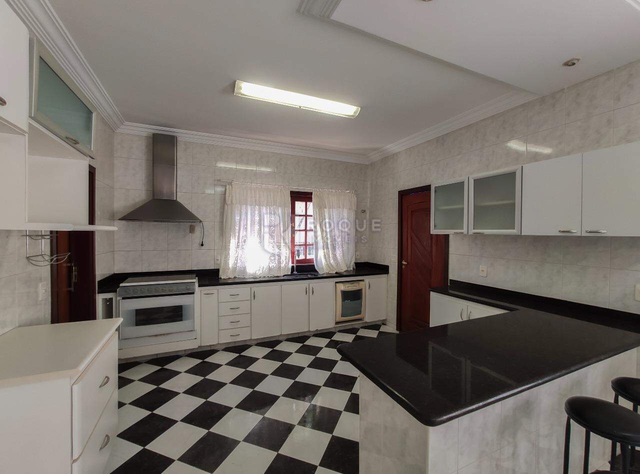 Casa em condomínio para aluguel no bairro Jardim Colonial: Cozinha 