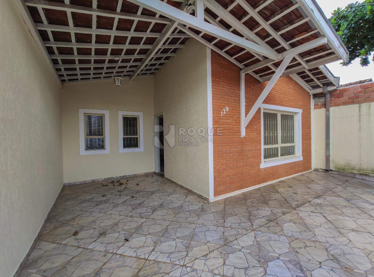 Casa Residencial para aluguel no bairro Jardim São Paulo: Área da frente / garagem 