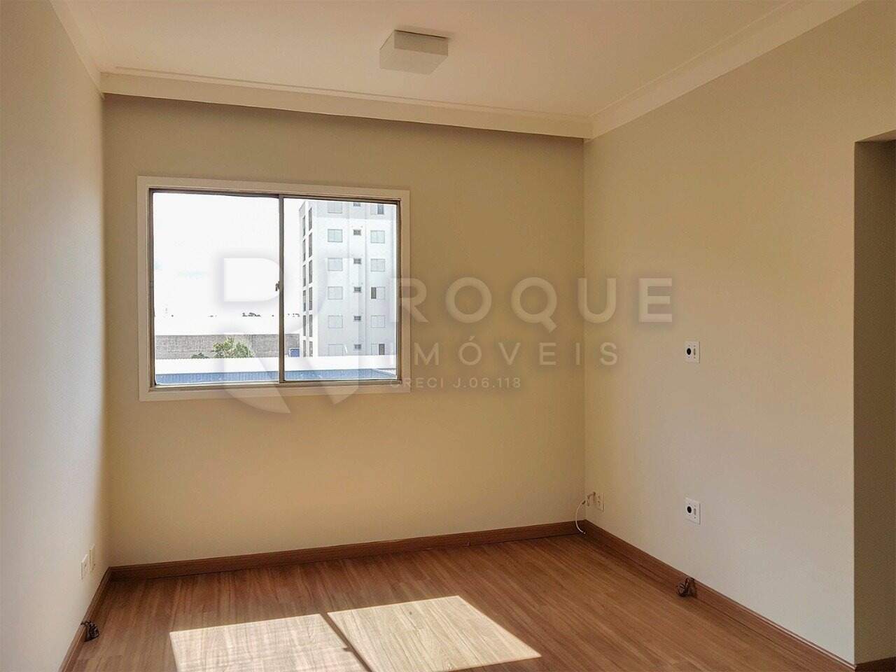 Apartamento para aluguel no bairro Parque Egisto Ragazzo: Sala 