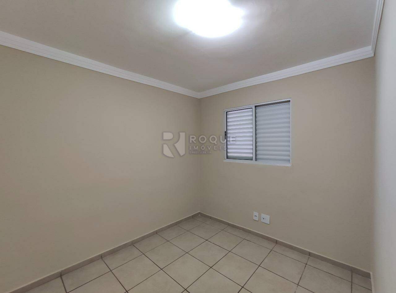Apartamento para aluguel no bairro Chácaras Antonieta: Dormitório 2