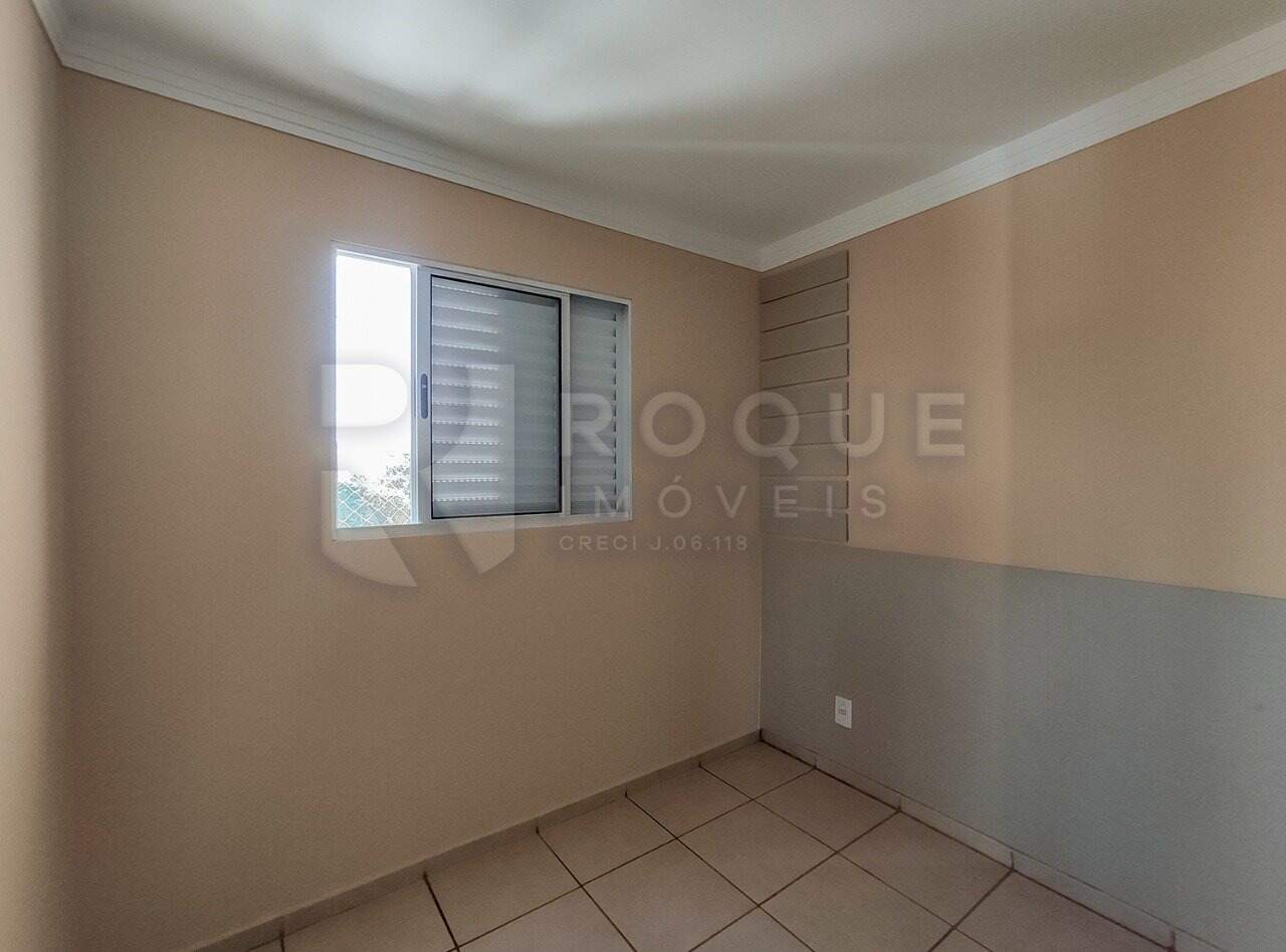 Apartamento para aluguel no bairro Chácaras Antonieta: Dormitório 1