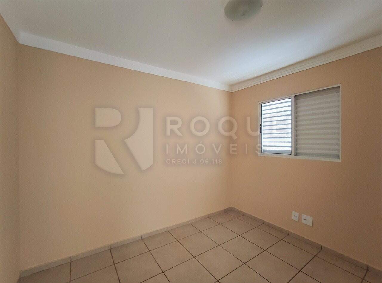 Apartamento para aluguel no bairro Chácaras Antonieta: Dormitório 2