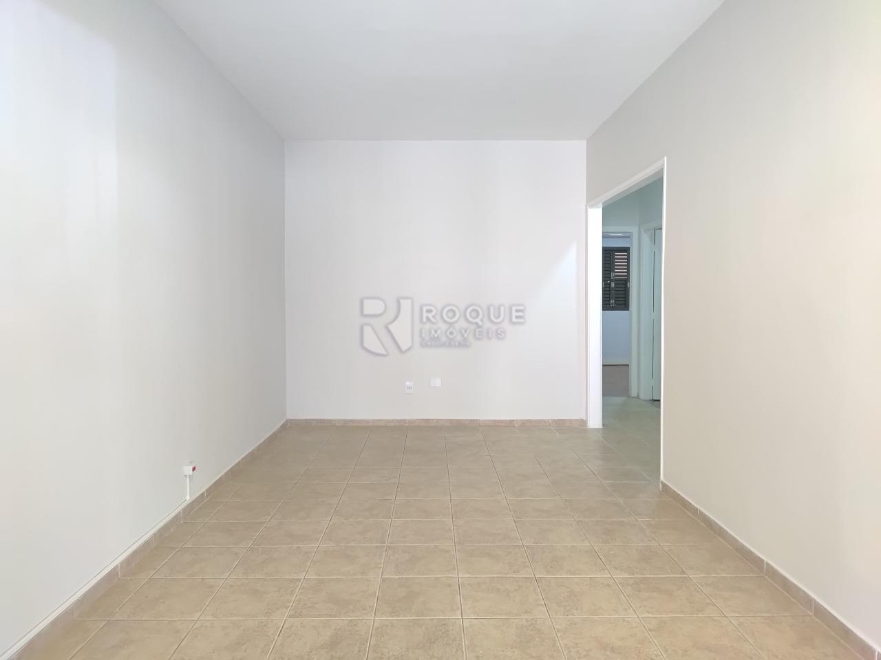 Casa Comercial para aluguel no bairro Parque Real: Sala 