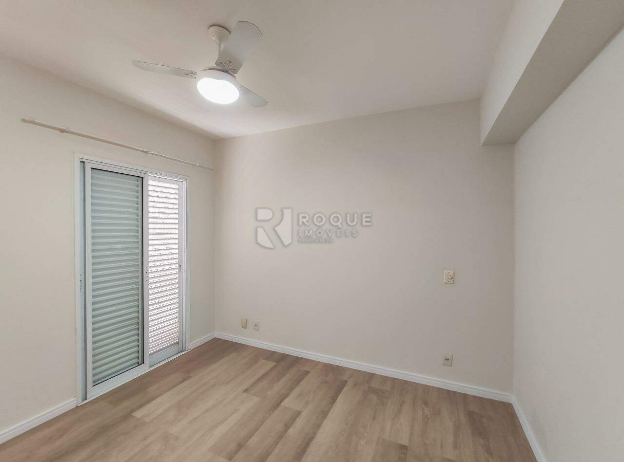 Apartamento para aluguel no bairro Desmembramento Oscar Antonio Breda: Dormitório 3 suíte