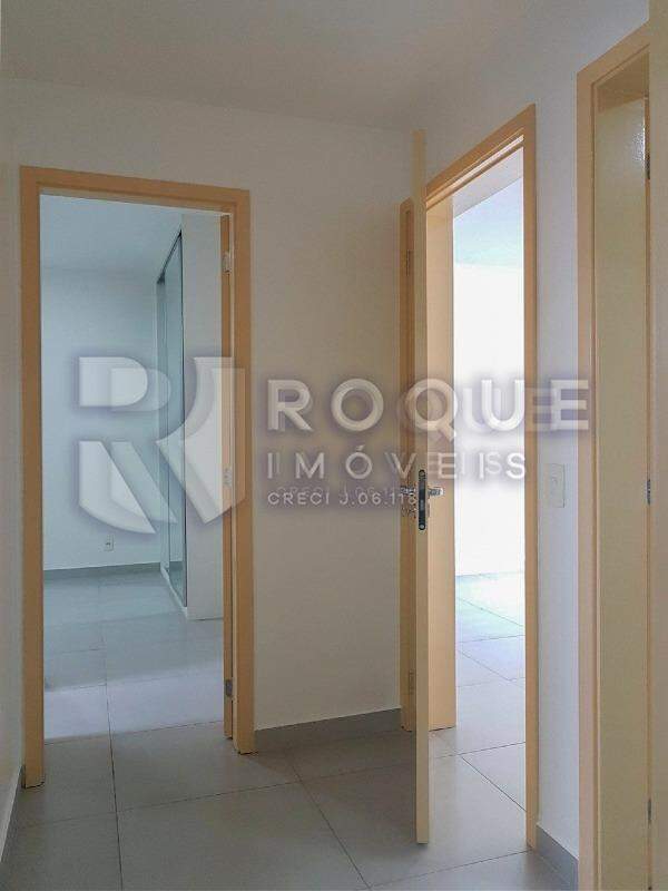 Apartamento para aluguel no bairro Jardim Aquárius: Hall Dormitórios