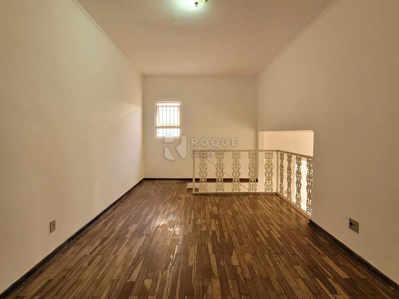 Casa Residencial para aluguel no bairro Centro: Sala