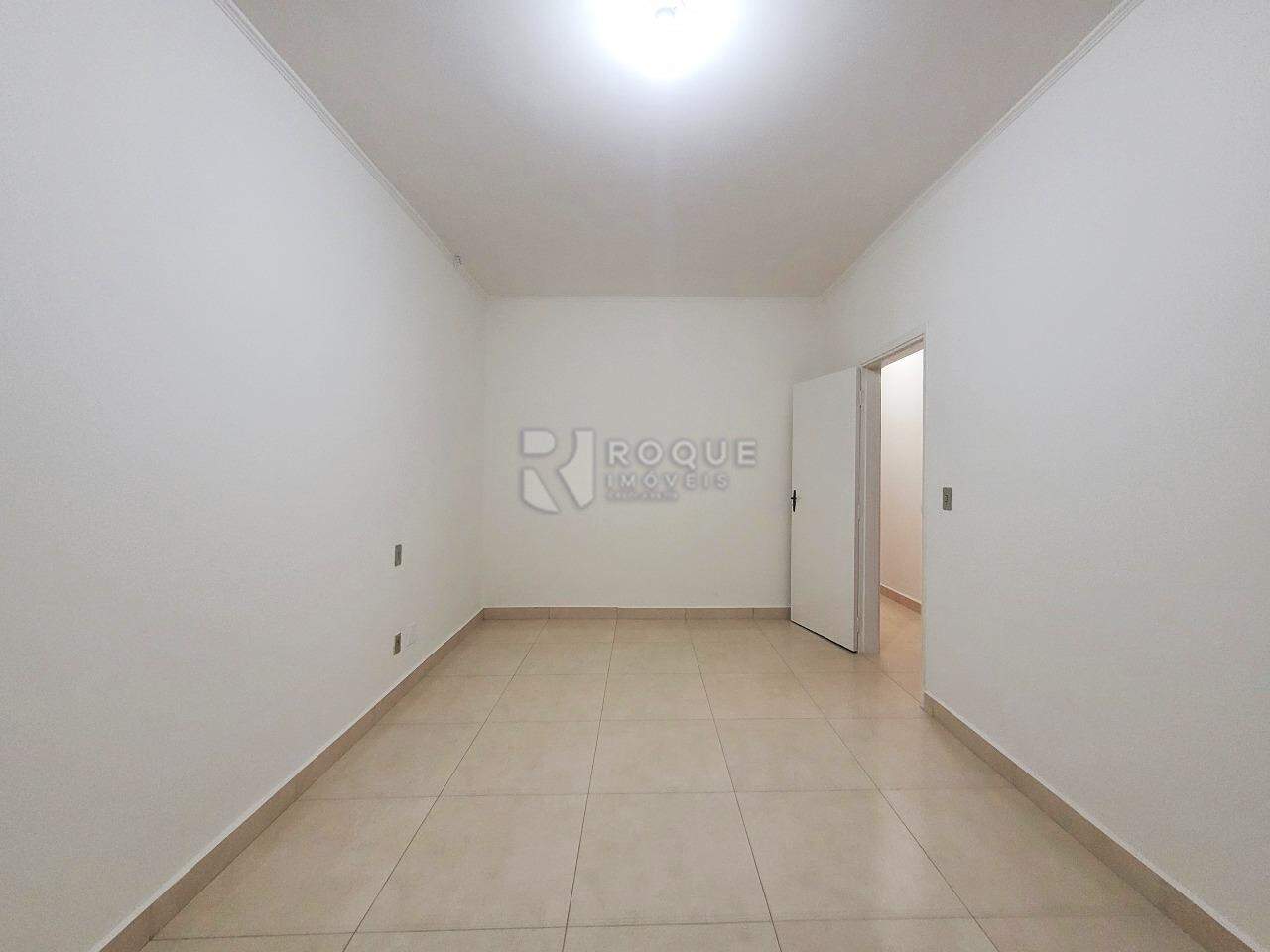 Casa Residencial para aluguel no bairro Centro: Suíte
