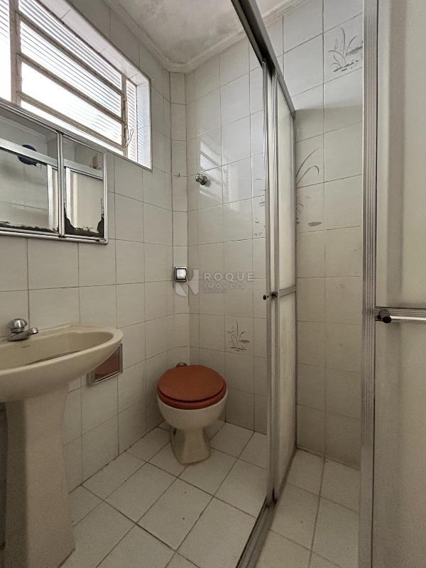 Casa Residencial para aluguel no bairro Centro: WC suíte 