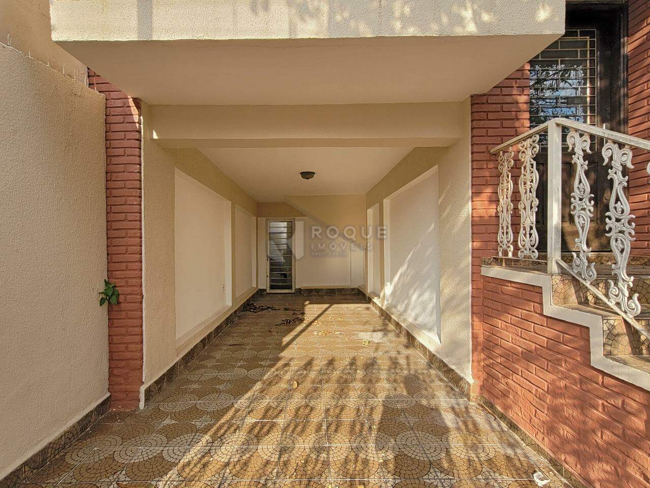 Casa Residencial para aluguel no bairro Centro: Garagem