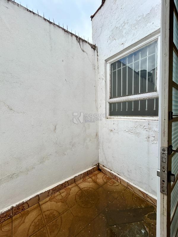 Casa Residencial para aluguel no bairro Centro: Jardim de inverno 