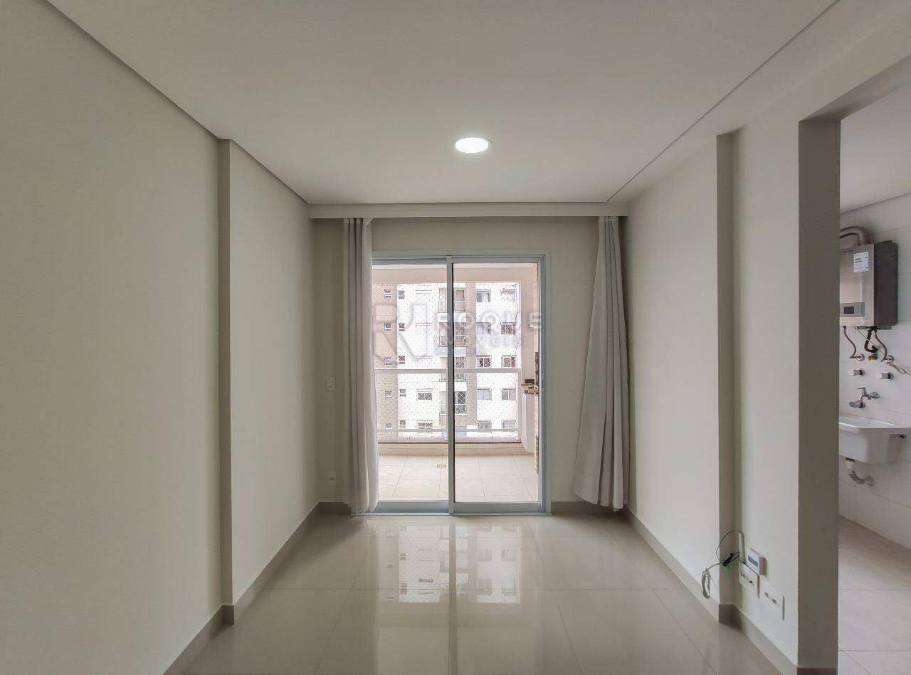 Apartamento para aluguel no bairro Jardim Santo André: Sala 