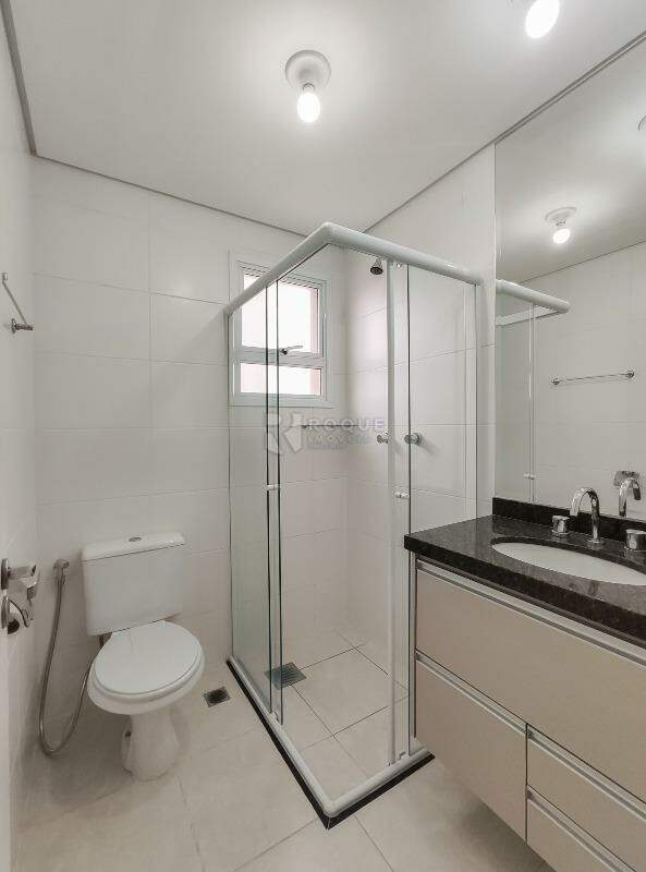 Apartamento para aluguel no bairro Jardim Santo André: WC suíte